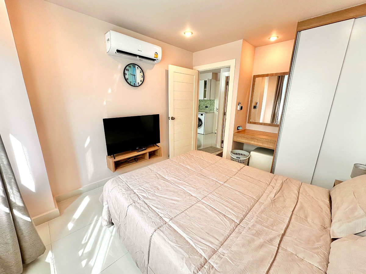 Pictures of Amazon Residence 37/47