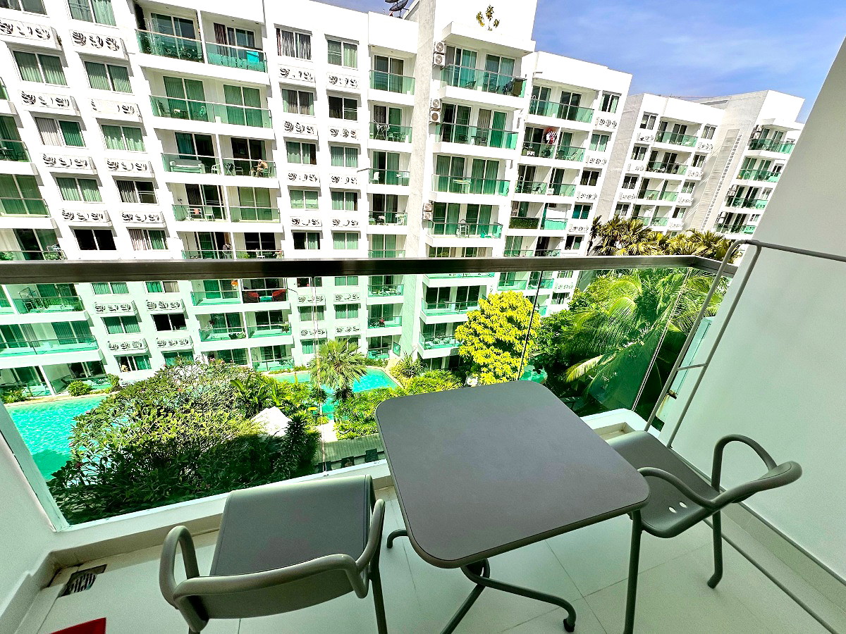 Pictures of Amazon Residence 30/47