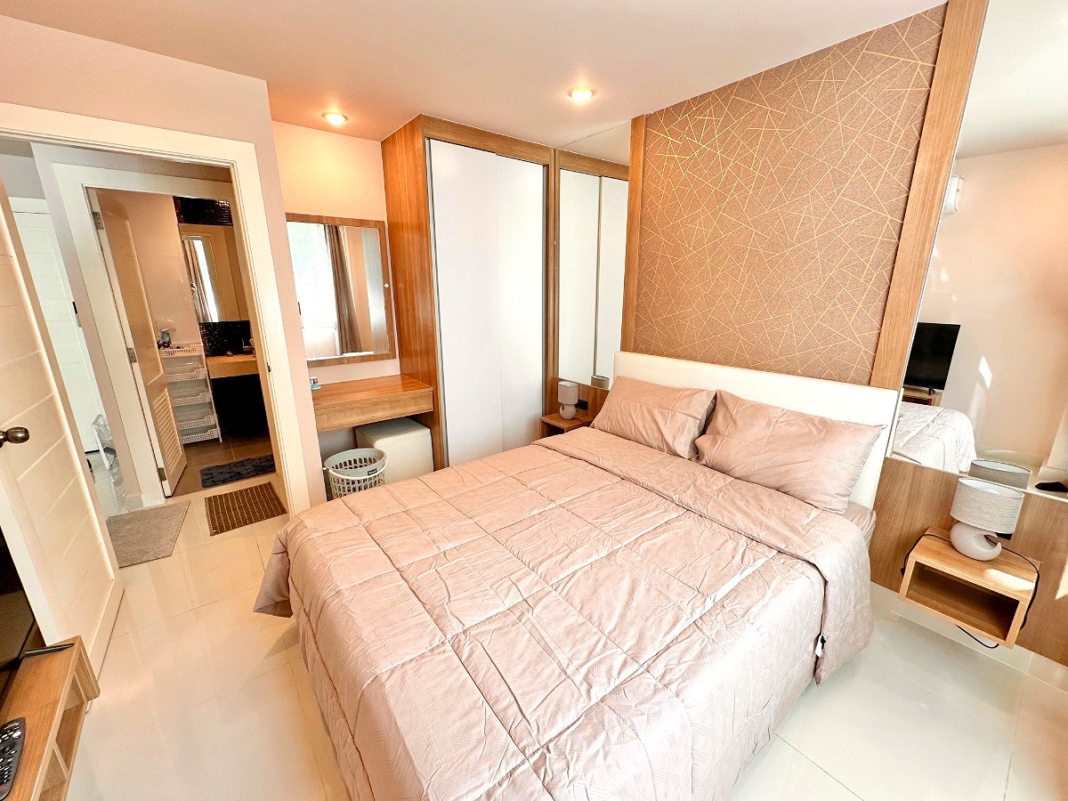 Pictures of Amazon Residence 36/47