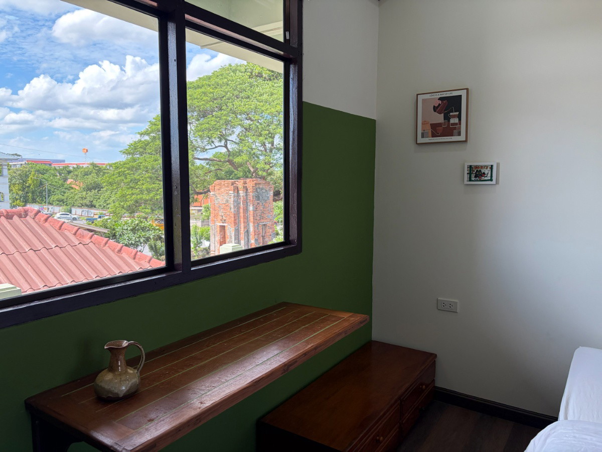 Condo — photo 2