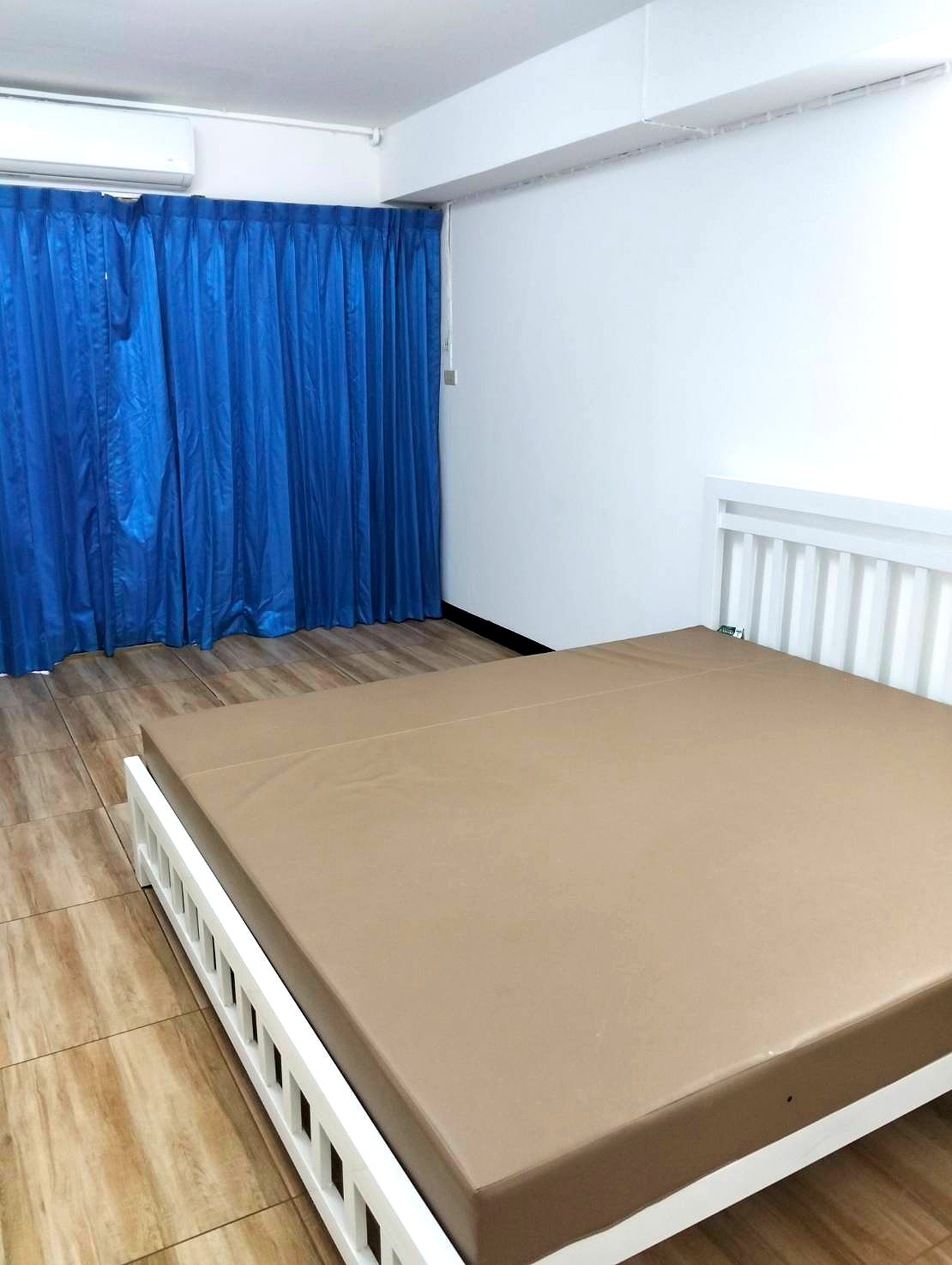 Pictures of THE GRAND MANSION 14/18