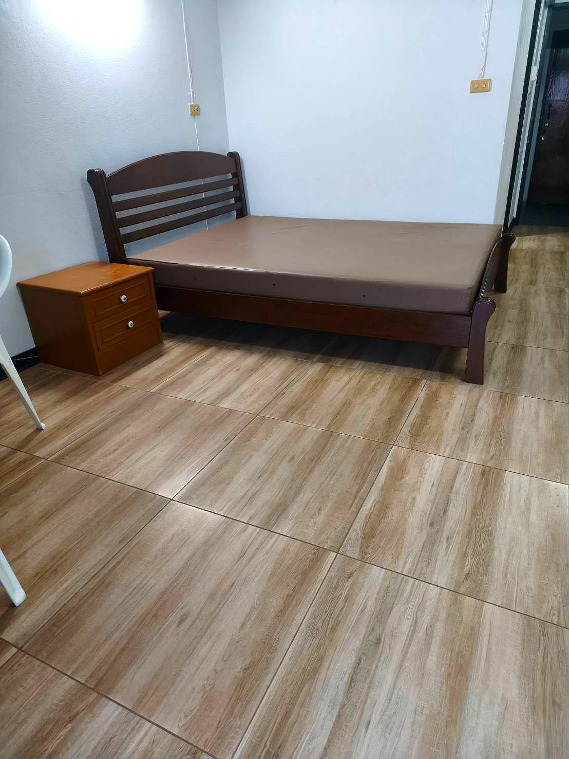 Pictures of THE GRAND MANSION 16/18