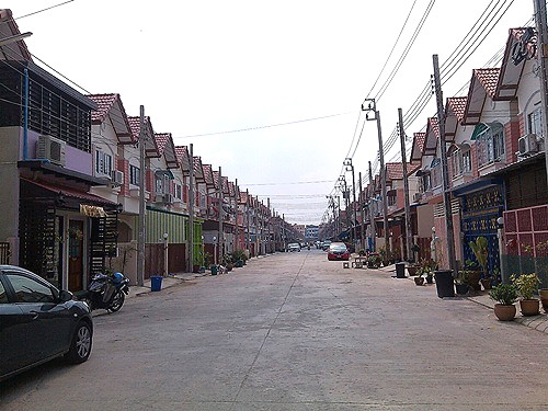 Pictures of Arunthong Village 5 11/11