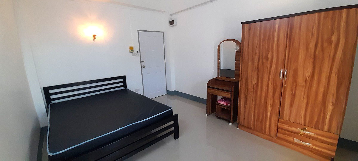 Pictures of Winston Court 5/13