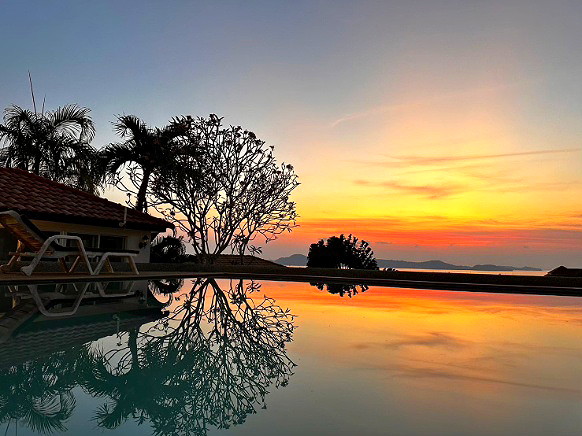 Pictures of Asava Rawai Sea View Private Resort  34/36