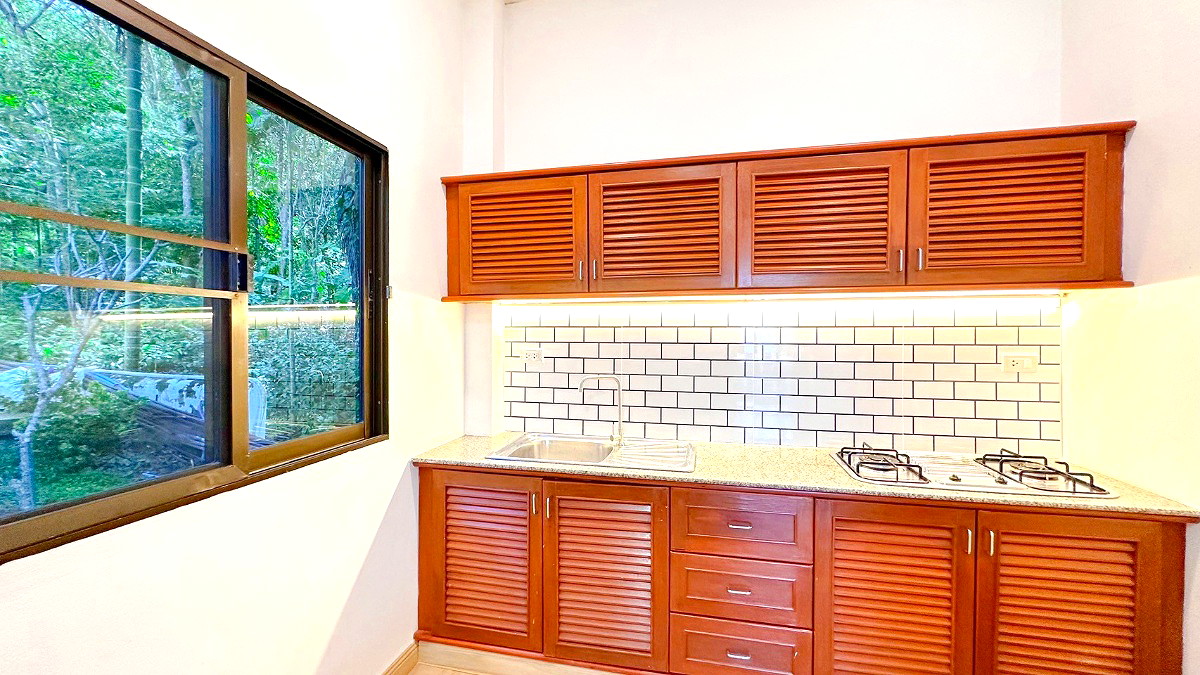 Pictures of Asava Rawai Sea View Private Resort  22/36