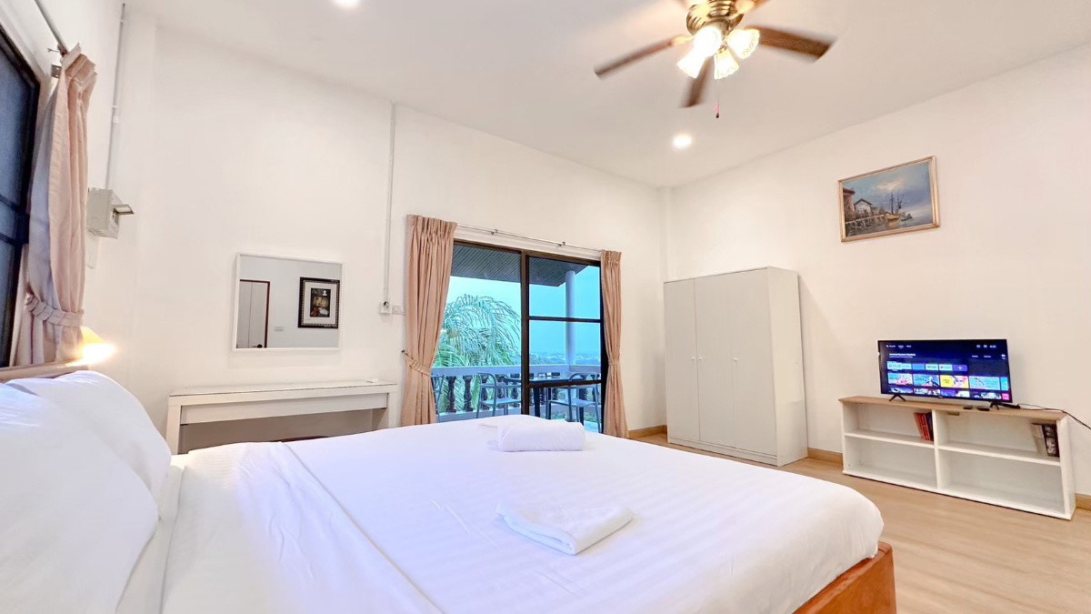 Asava Rawai Sea View Private Resort