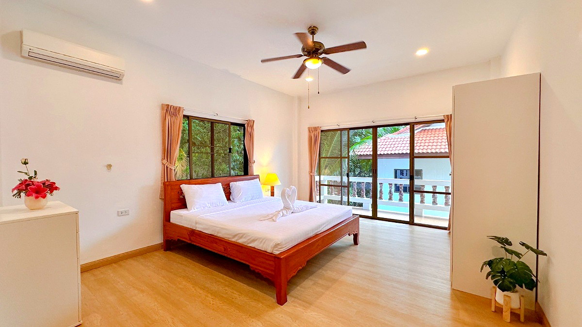 Pictures of Asava Rawai Sea View Private Resort  56/85