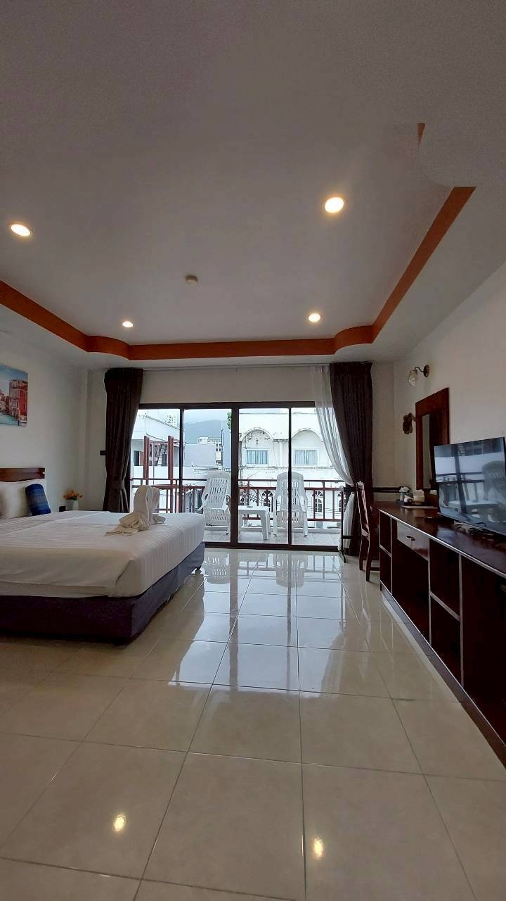 Benetti House