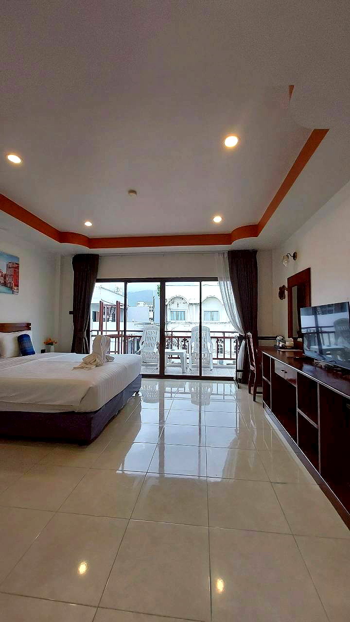 Pictures of Benetti House 6/36