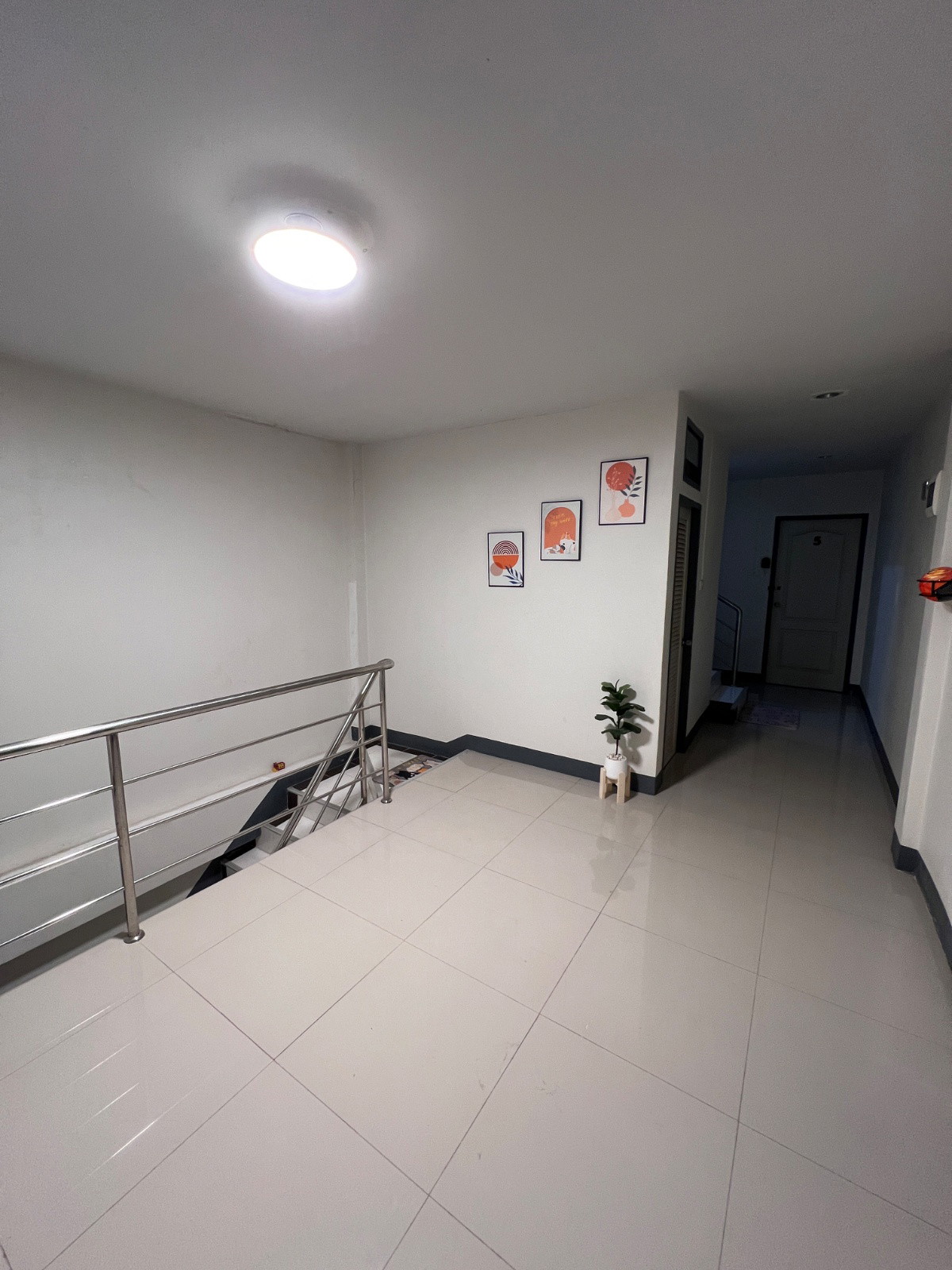 Condo — photo 5