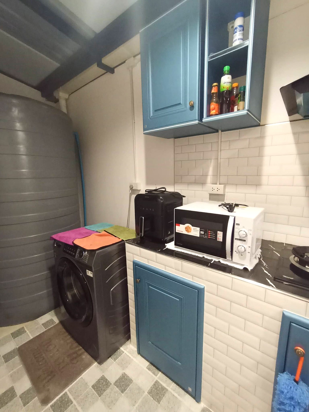 Pictures of Hoya Home stay บ้านโฮย่า 9/11