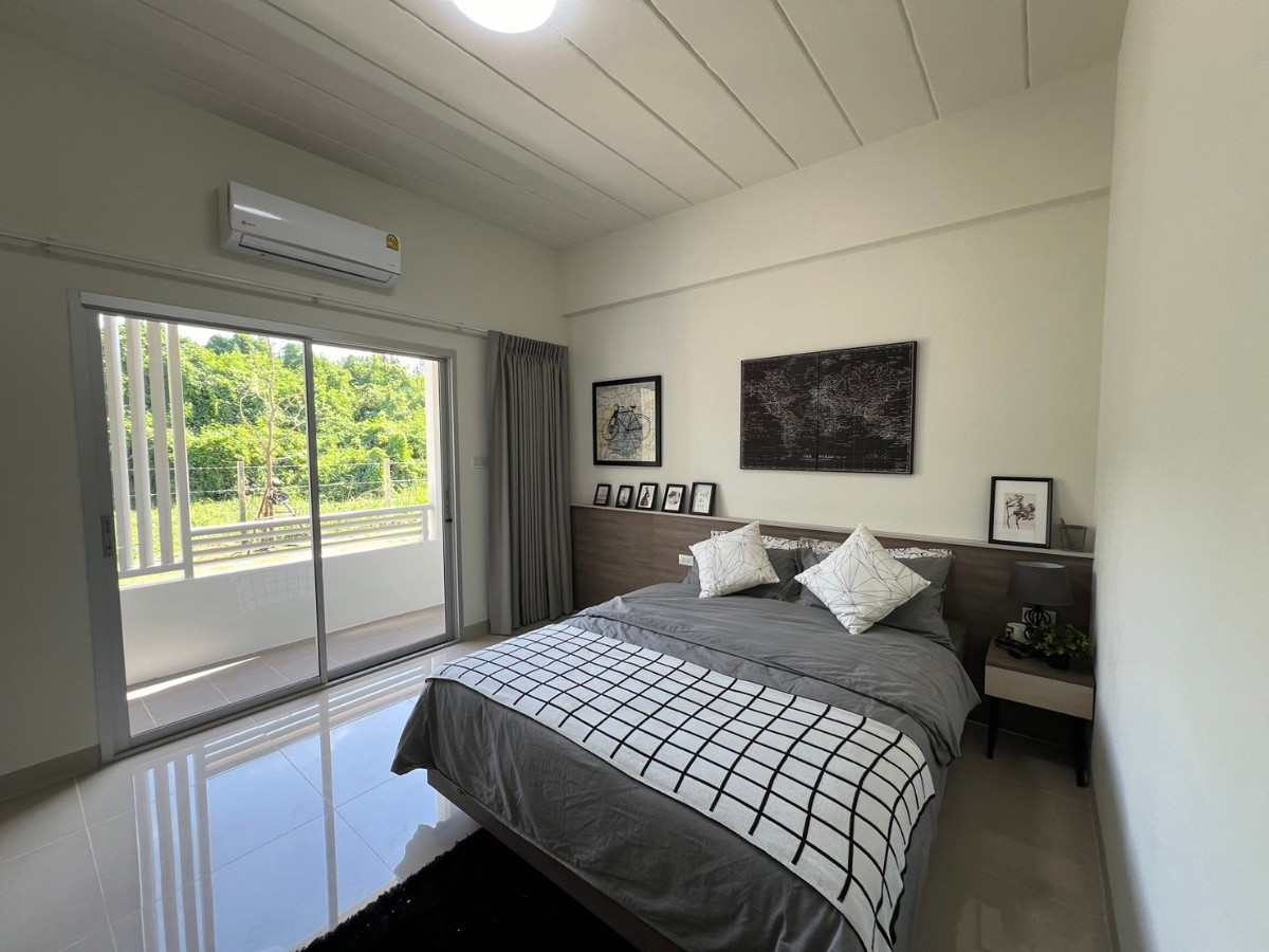 Condo · Si Racha, chon_buri