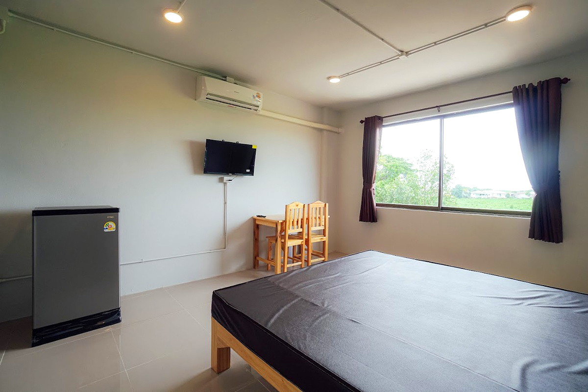 Pictures of Baan Don Pin Residrnce By Dr.Sun  10/16