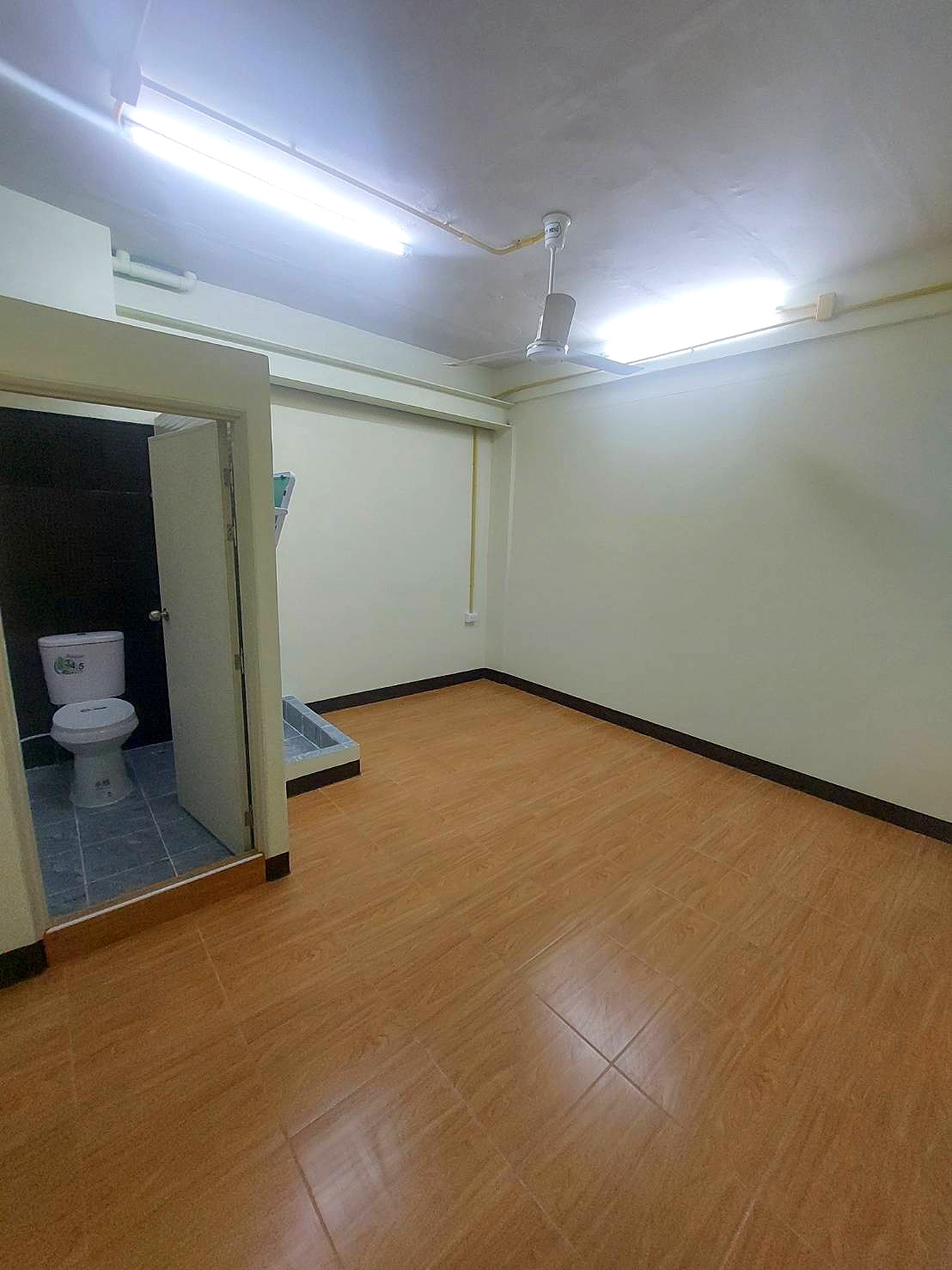 Pictures of Monthly Room for Rent  Rama 2 Road Soi10 8/11