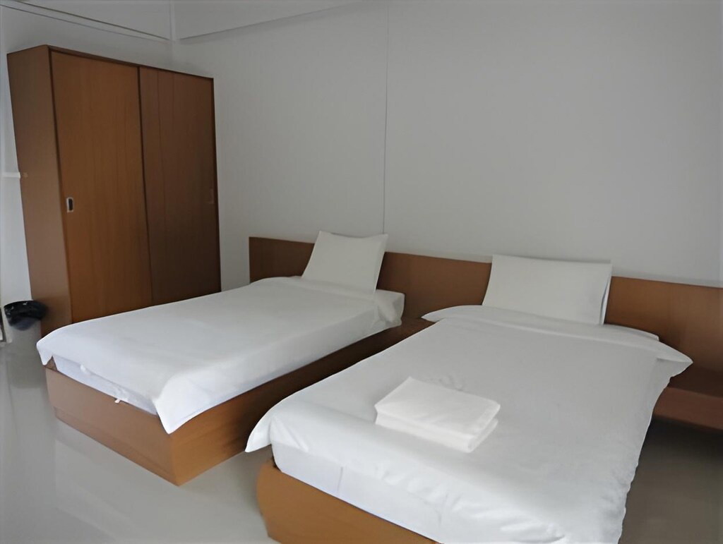 Condo — photo 3