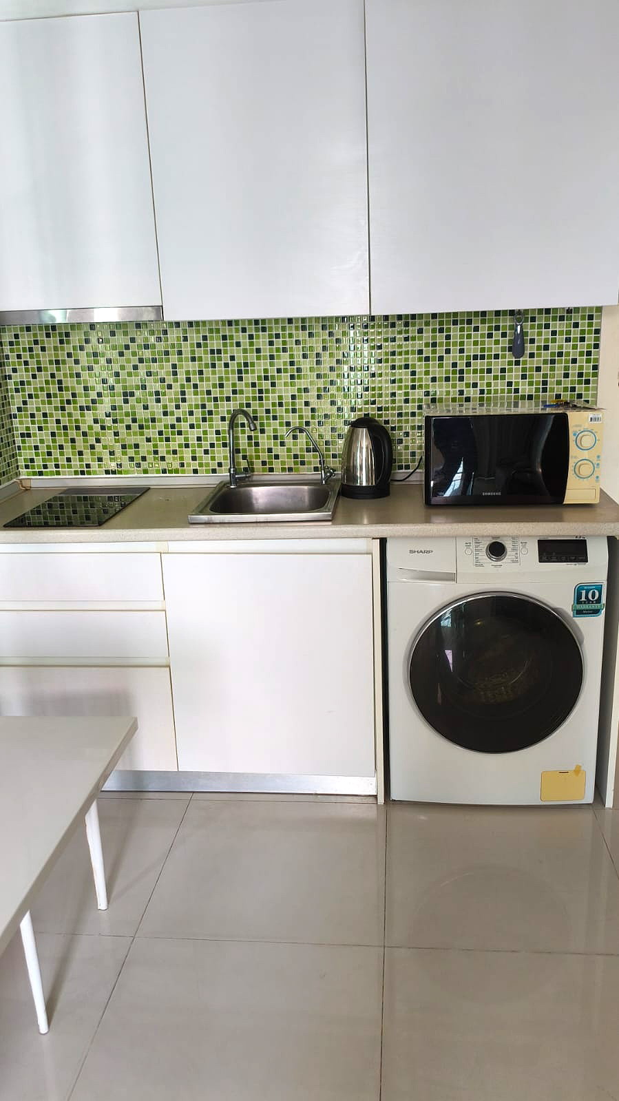 Pictures of Amazon residence condo apartment 7/12