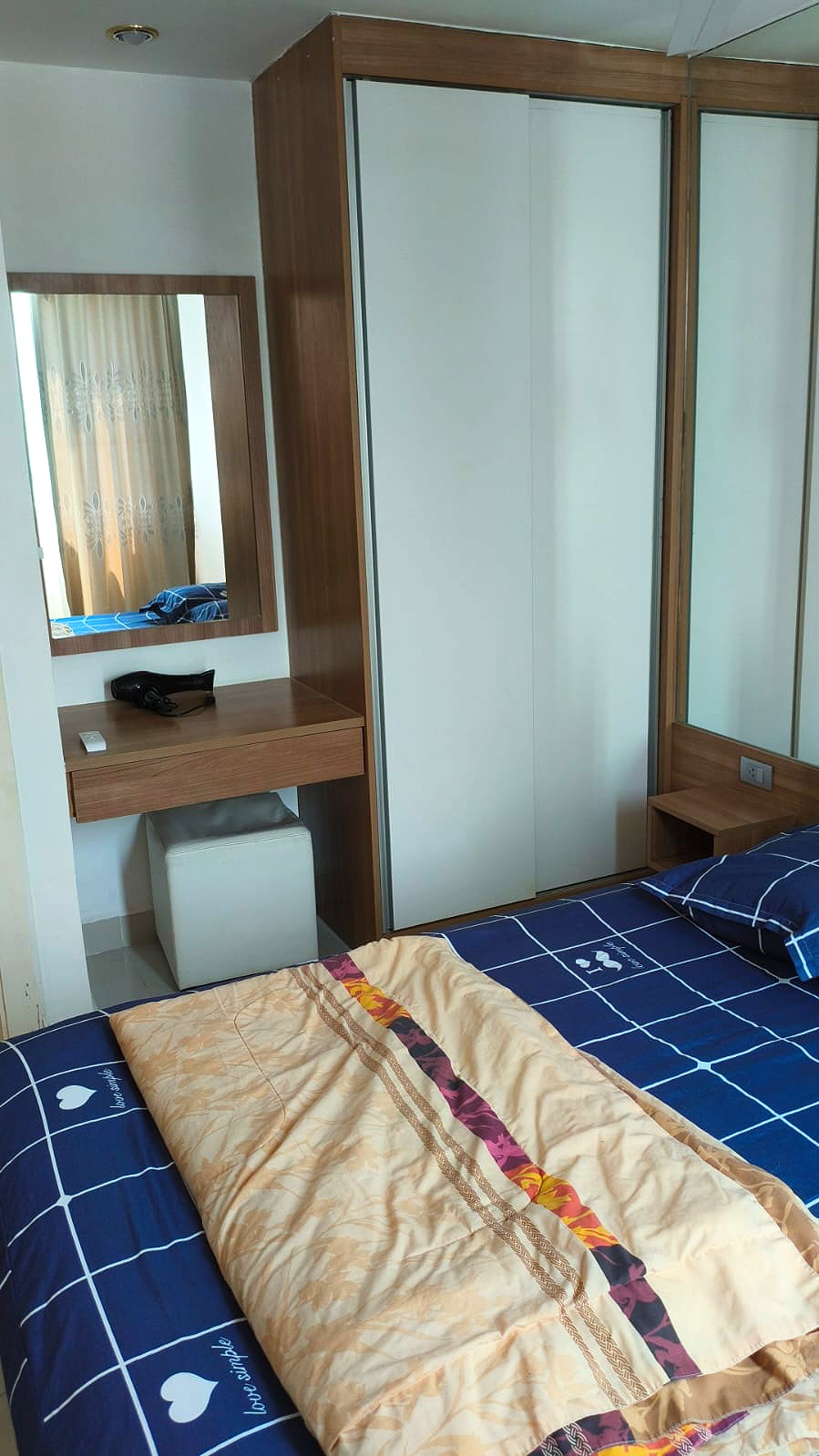 Pictures of Amazon residence condo apartment 2/12