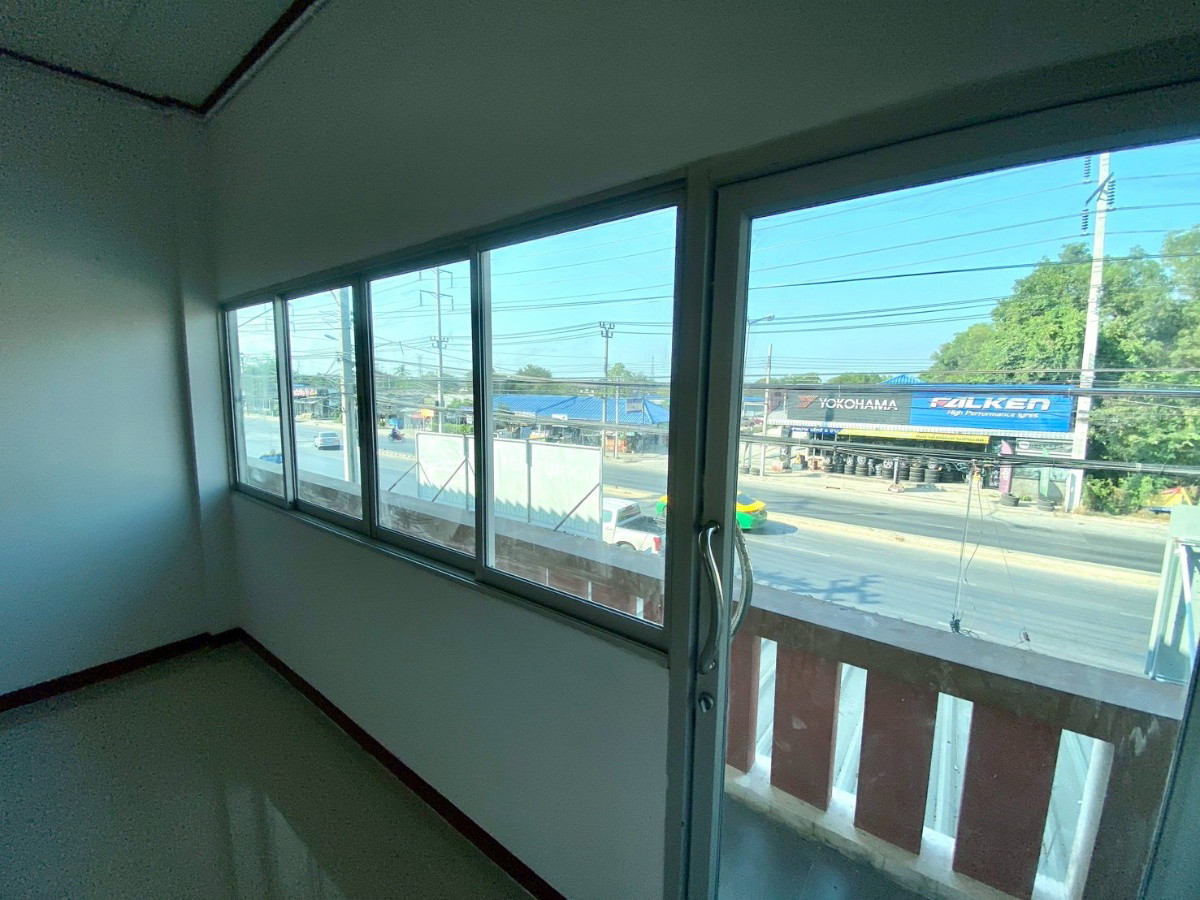 Condo · Bang Bua Thong — photo 3