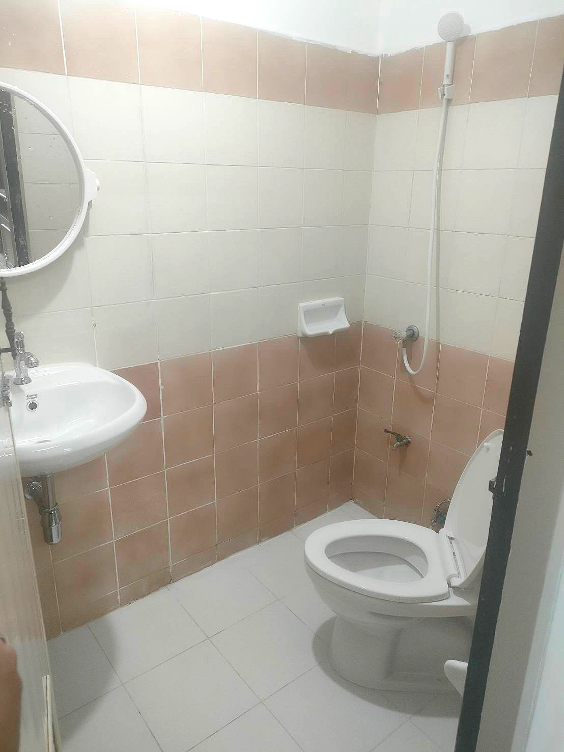 Pictures of Yasinthorn Apartment & S.L.Realestate  22/26
