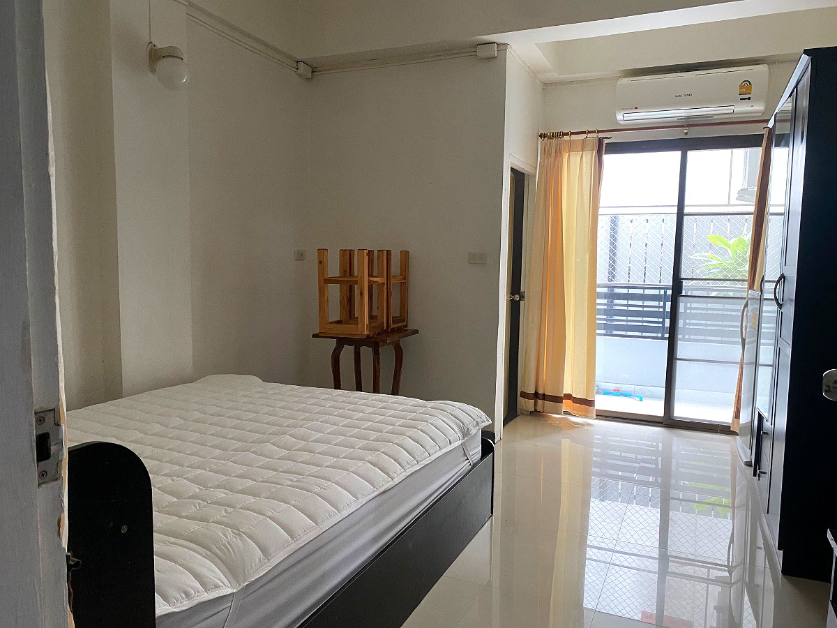 Pictures of Tripruk Residence 11/16