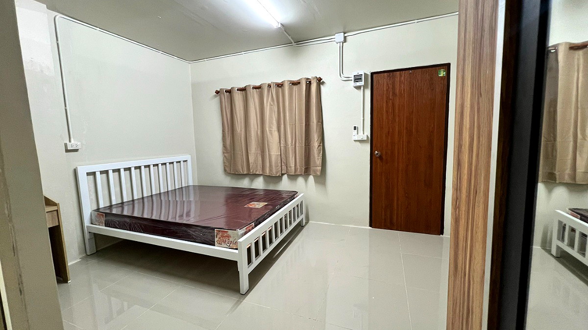 Pictures of HERO APARTMENT 5/6