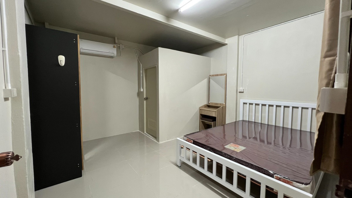 Condo · Chom Thong, bangkok — photo 3