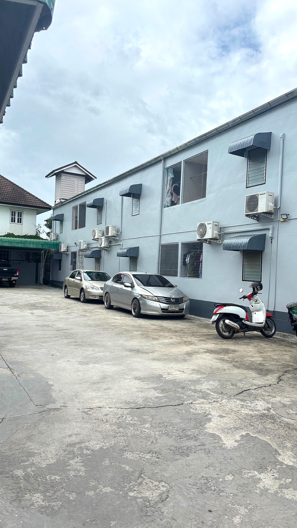 Pictures of S.P HOUSE 12/12
