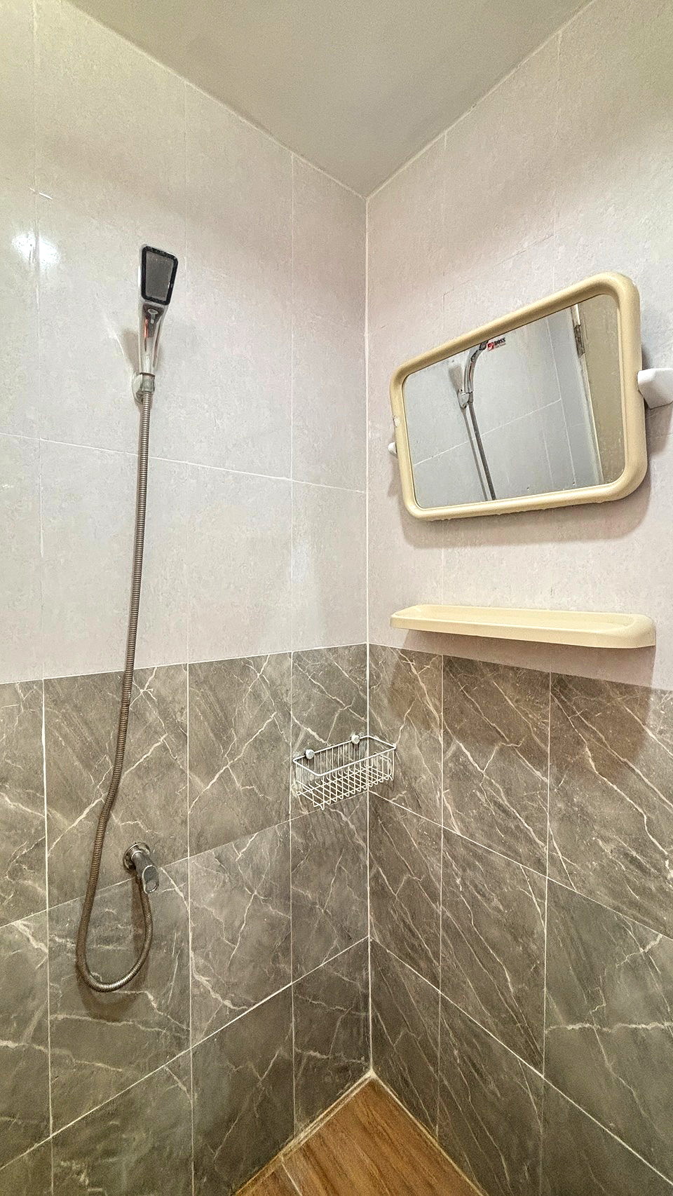 Pictures of S.P HOUSE 8/12