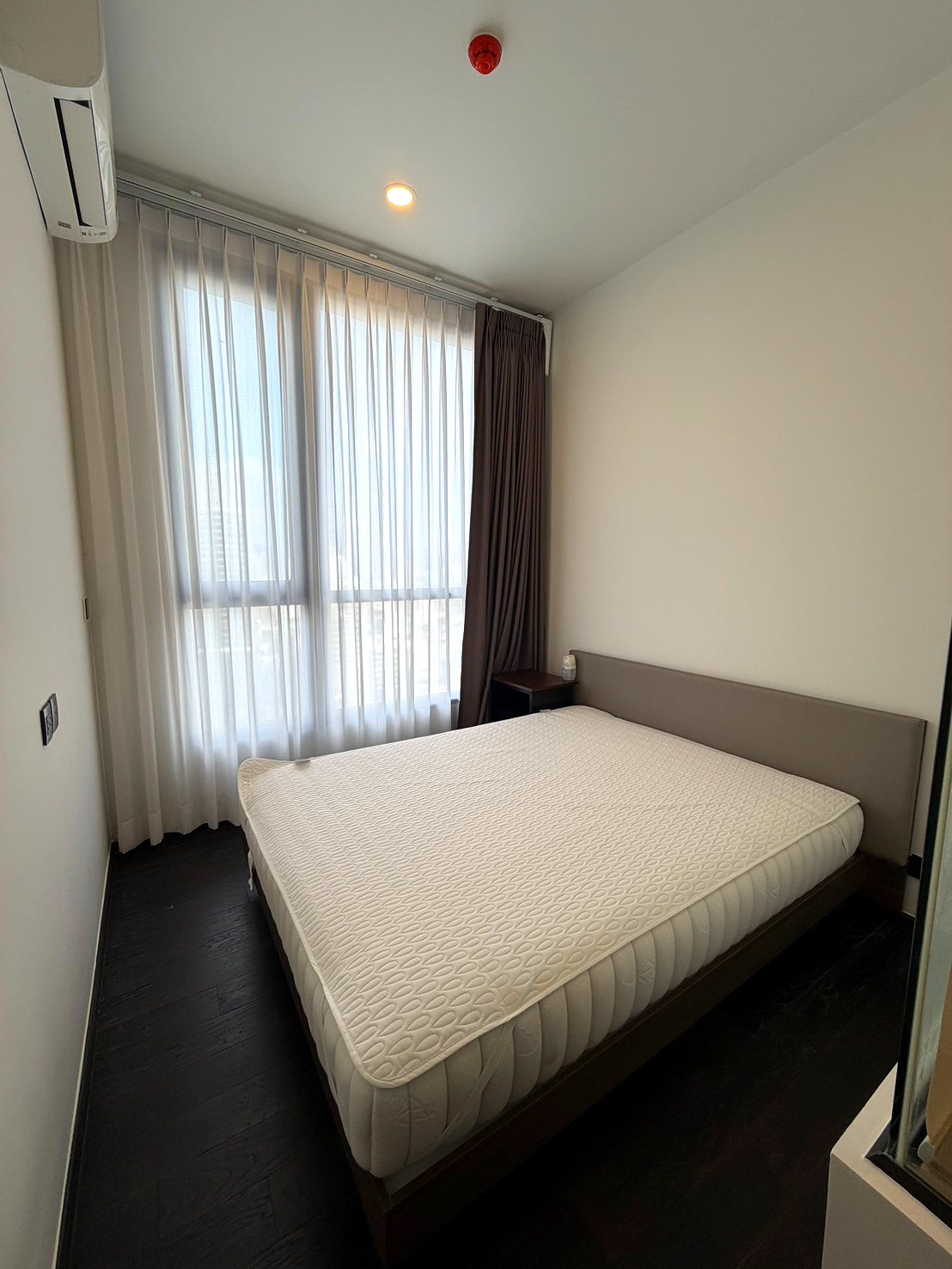 Pictures of Park Origin Thonglor 14/16