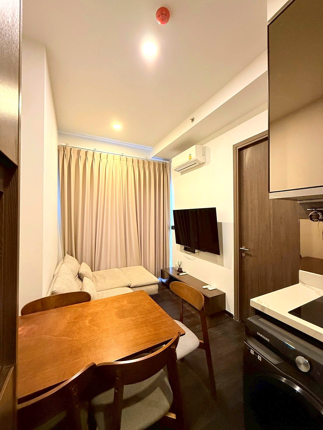 Pictures of Park Origin Thonglor 10/16
