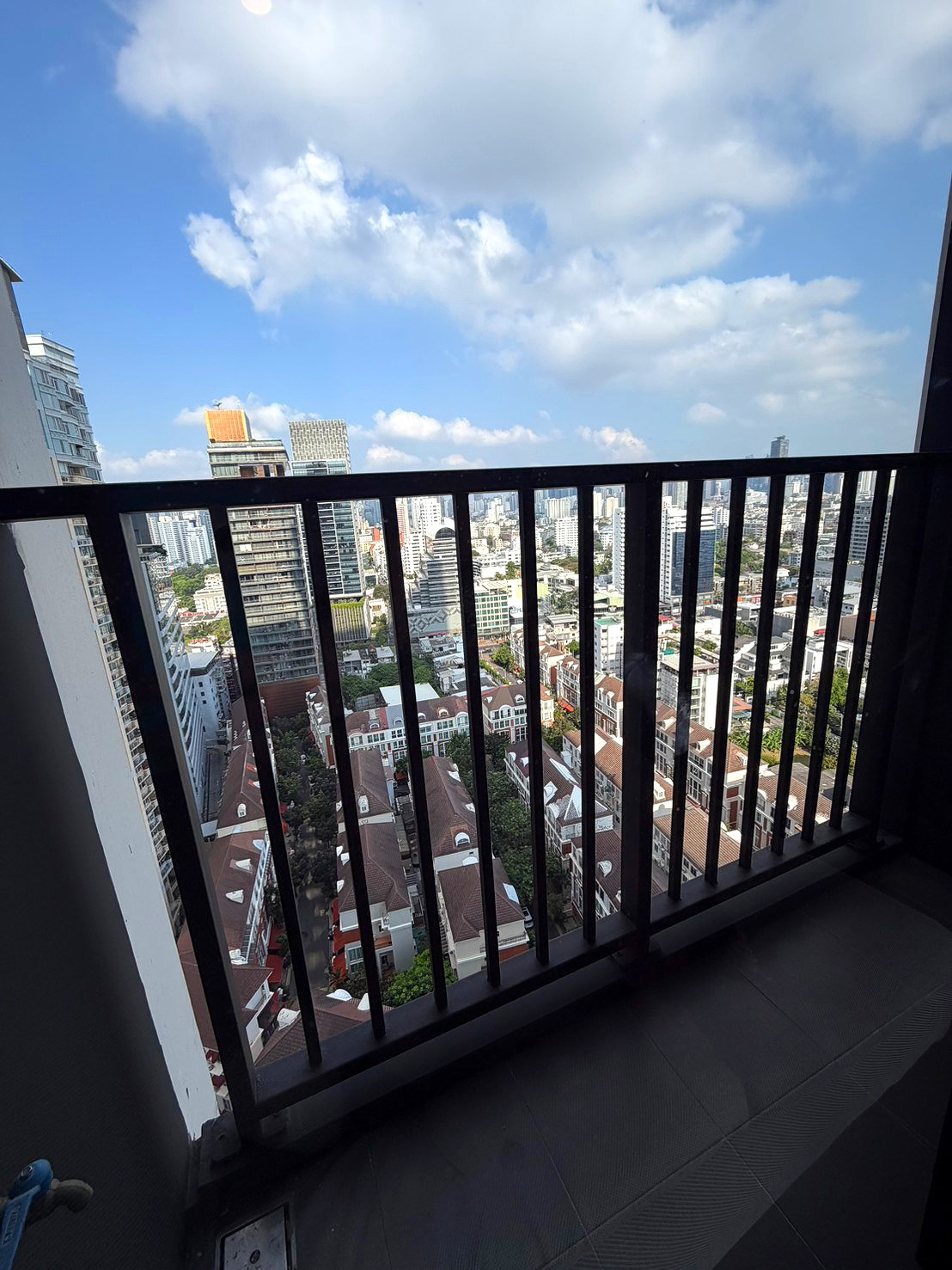 Pictures of Park Origin Thonglor 12/16
