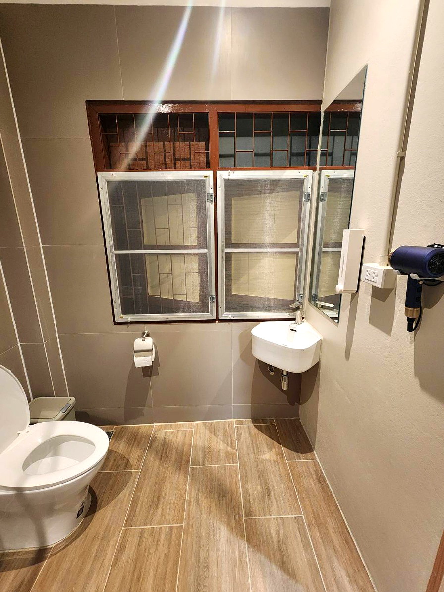 Pictures of Lily House Hostel 31/43