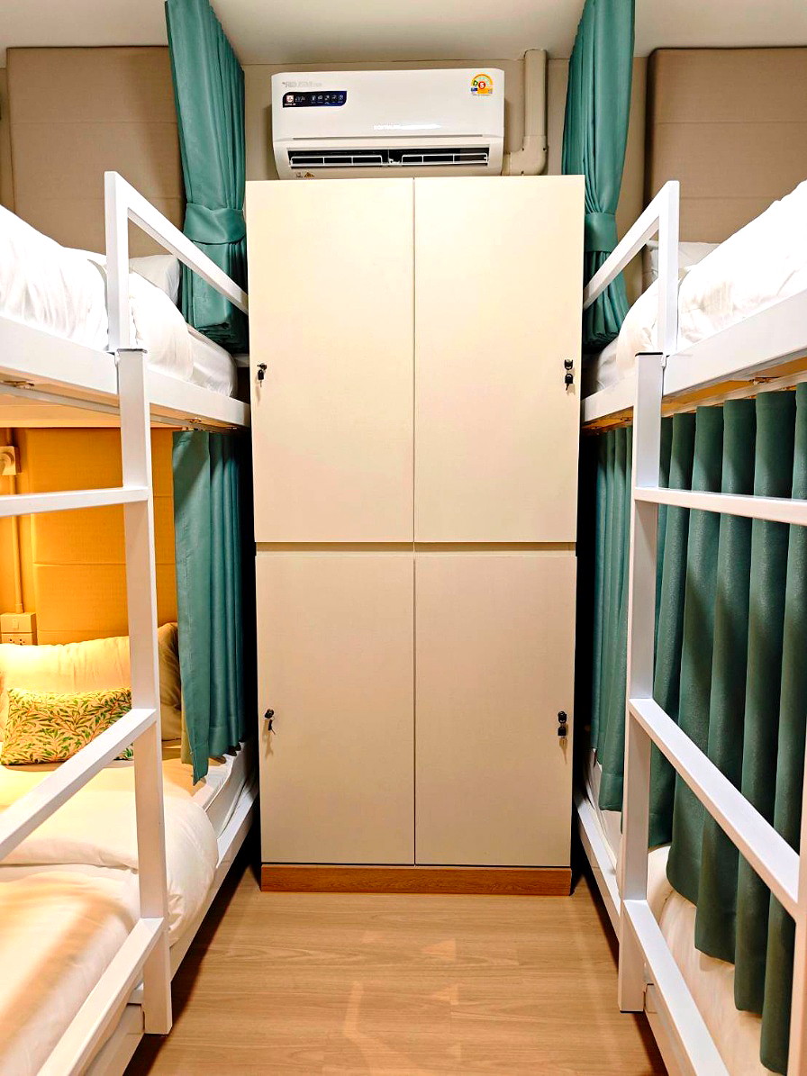 Pictures of Lily House Hostel 27/43