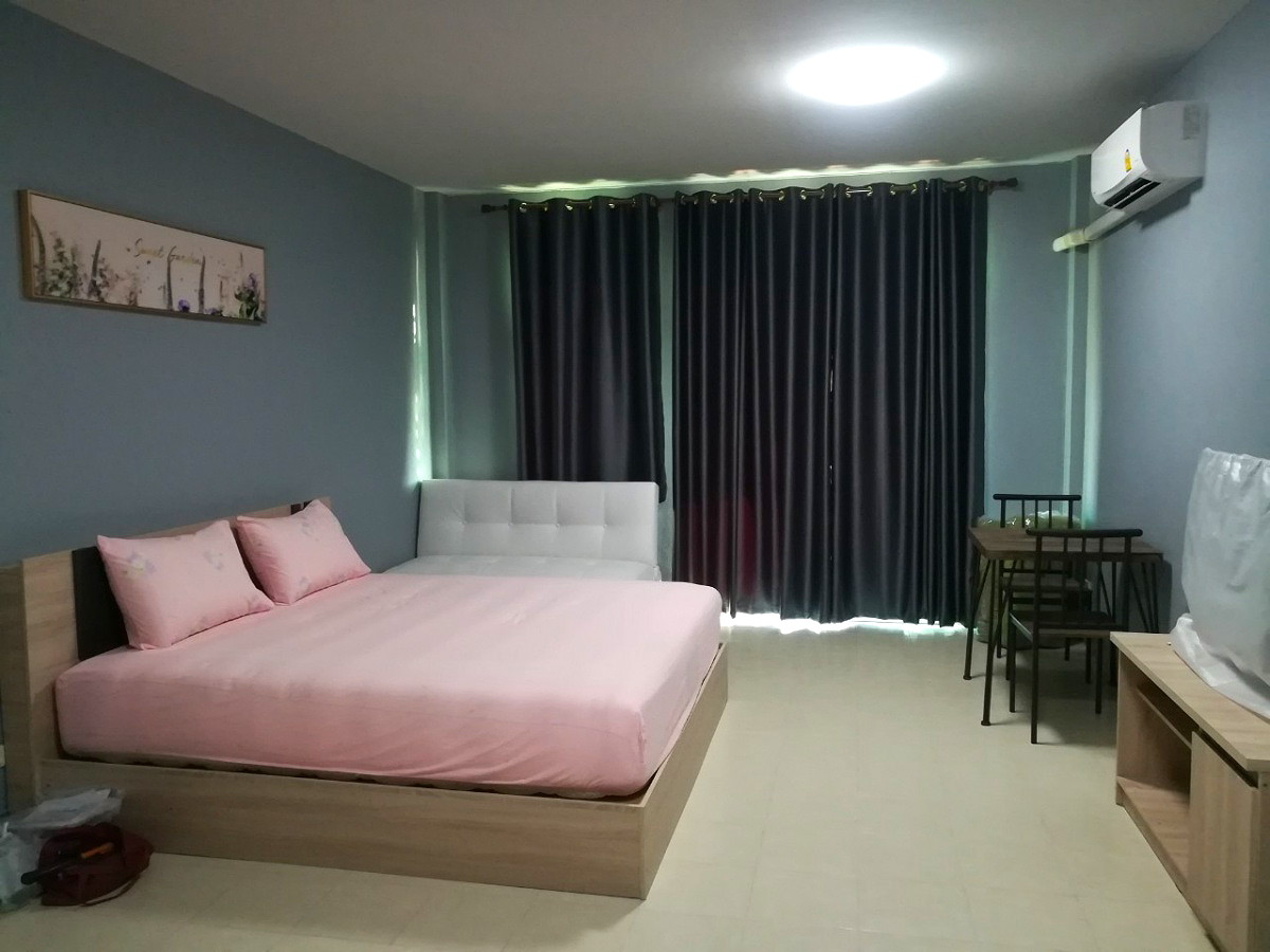 Pictures of Rooms 39 3/9