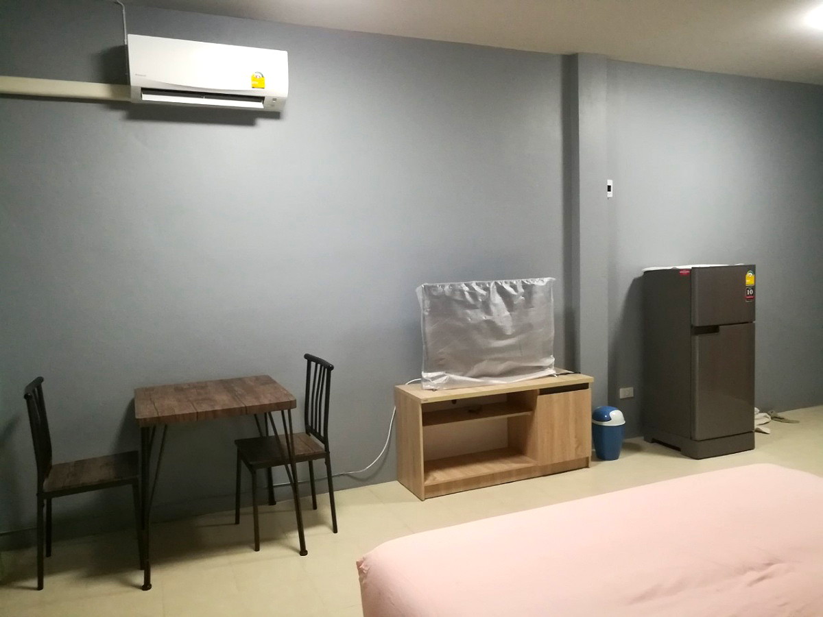 Pictures of Rooms 39 4/9