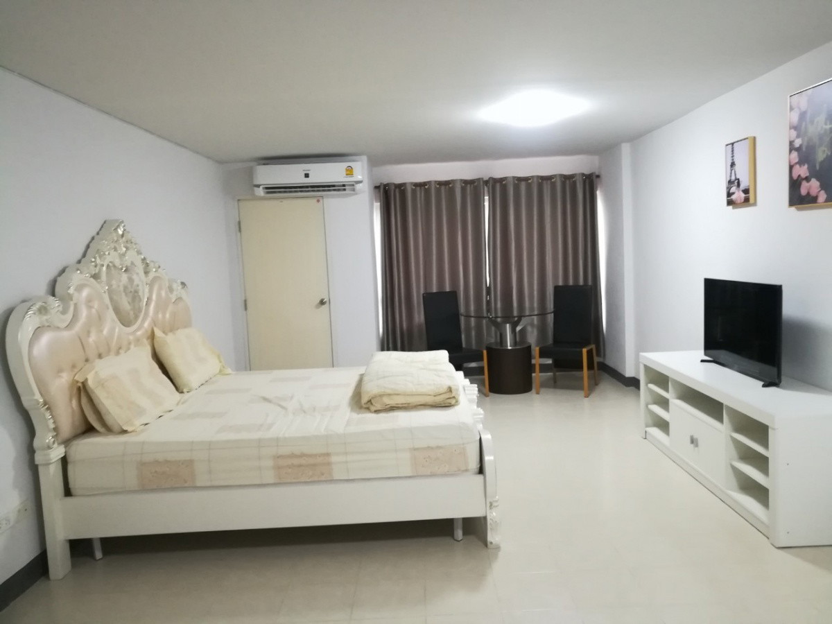 Condo — photo 5