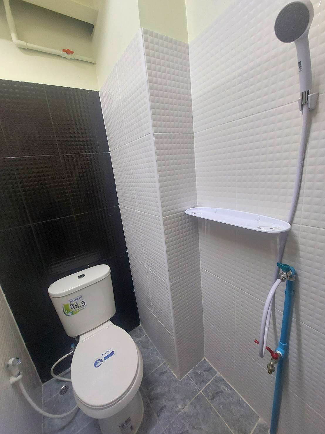 Pictures of Monthly Room for Rent  Rama 2 Road (Main Road Location) 7/9