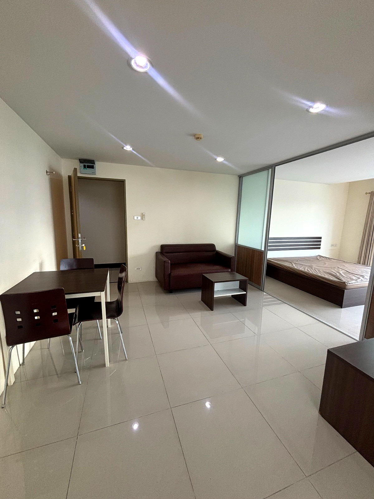Pictures of @Lasalle Apartment 18/18
