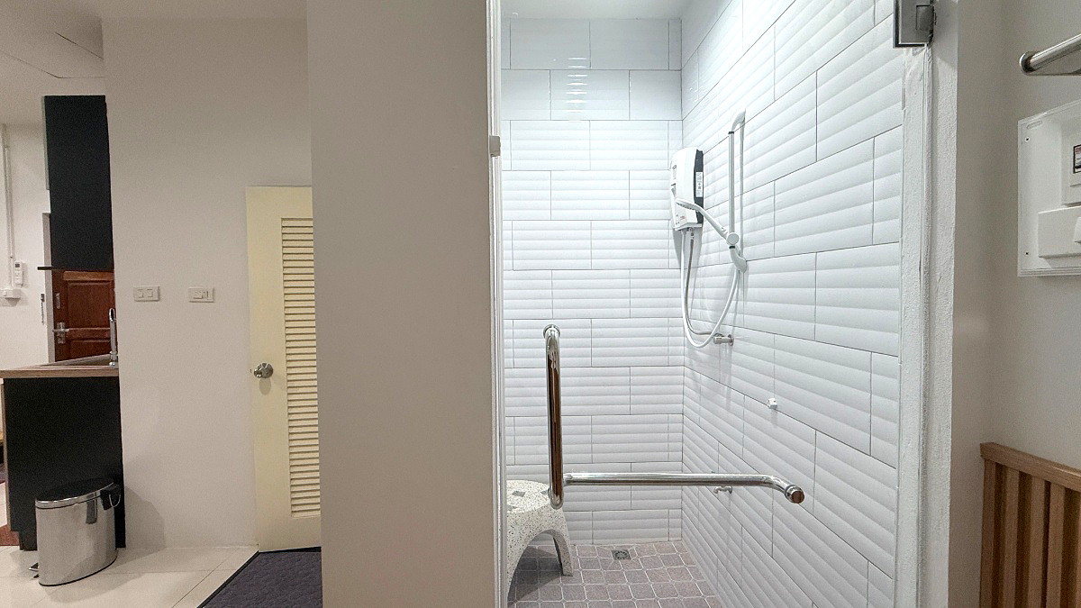 Pictures of Thasala Apartment by Ad 11/11