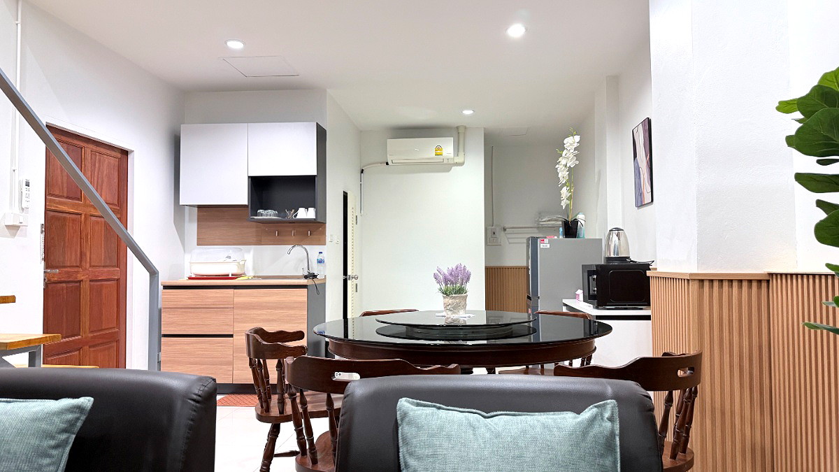 Pictures of Thasala Apartment by Ad 7/11