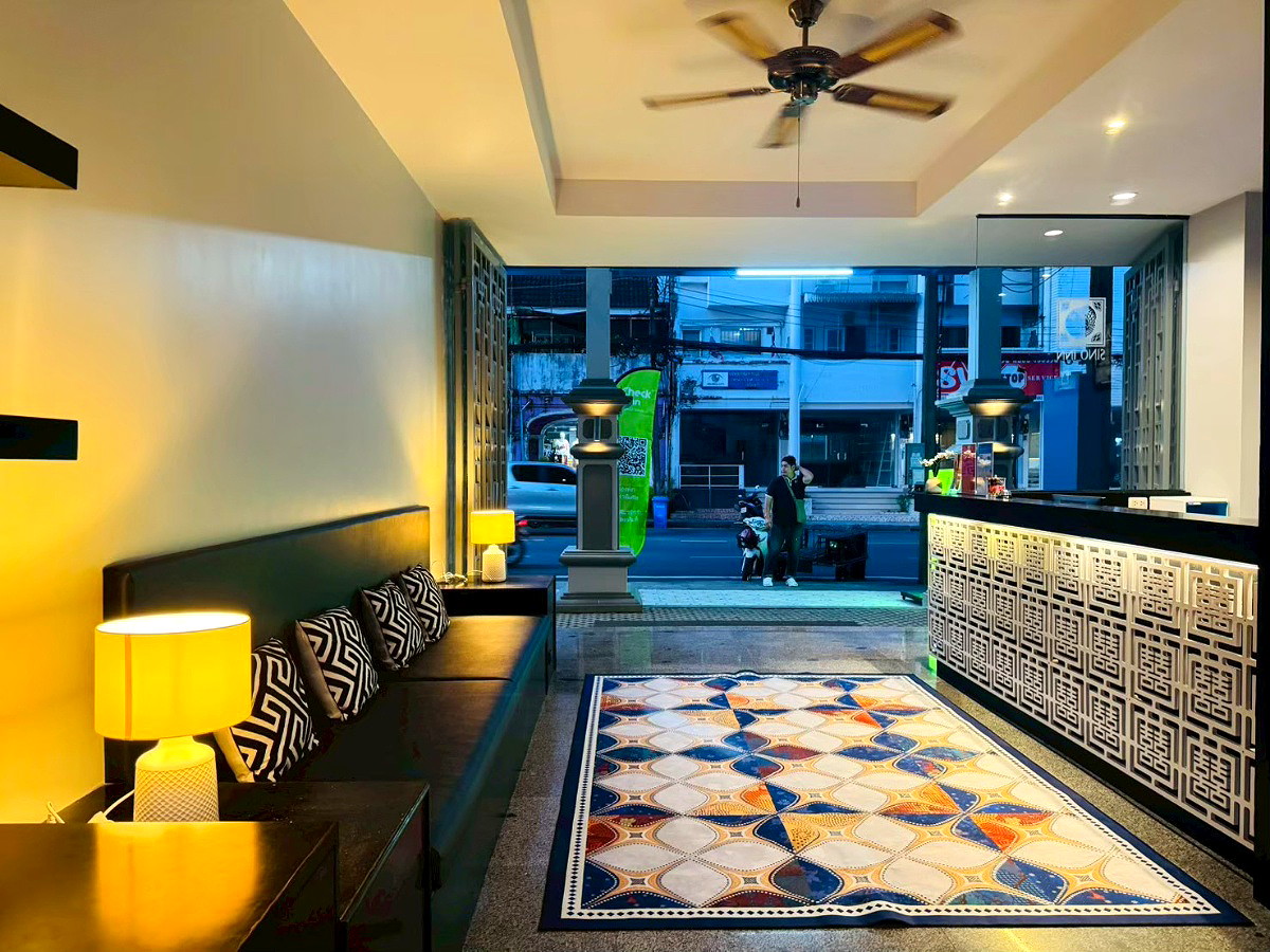 Pictures of iCheck inn Phuket Town 44/50
