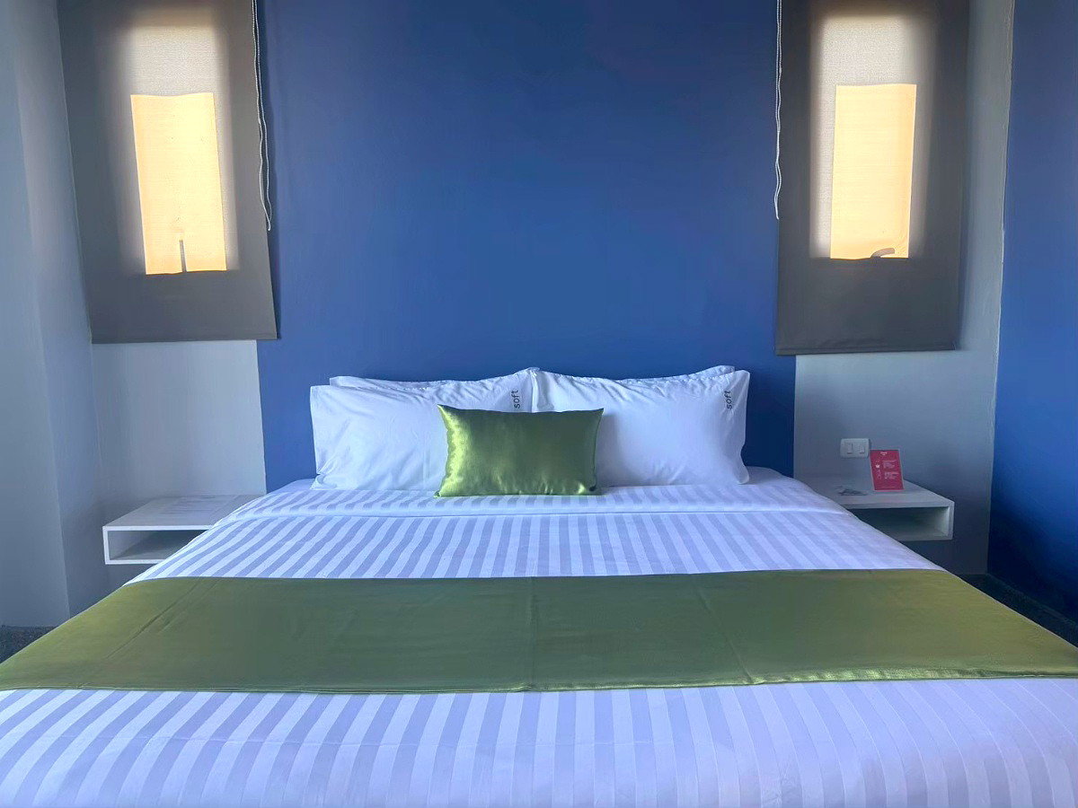 Pictures of iCheck inn Phuket Town 11/50