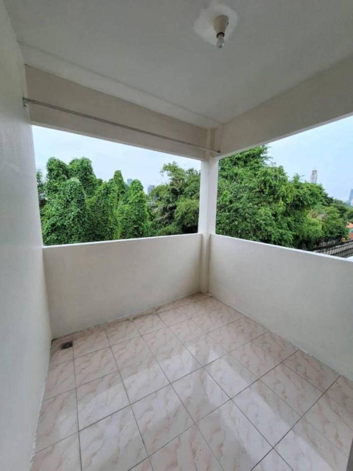 Condo · bangkok — photo 2