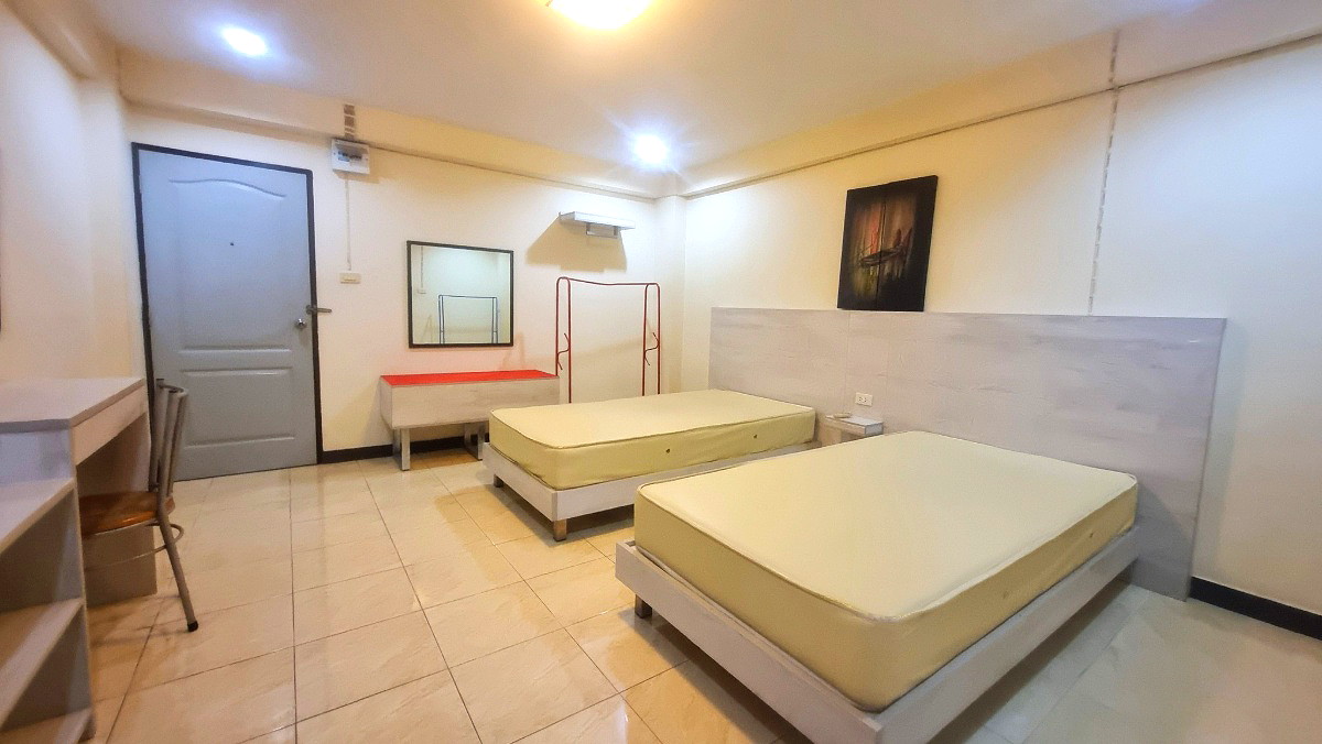 Pictures of Noble Residence 12/15