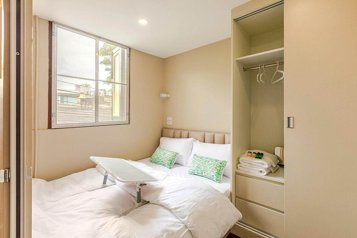 Pictures of Lily House Hostel 12/64