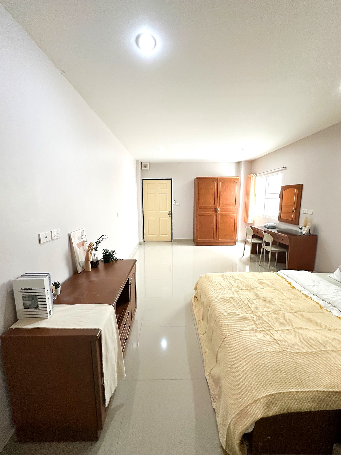 Pictures of The Majiri and The Saromi : Sukhumvit 71, BTS Phra Khanong 8/32