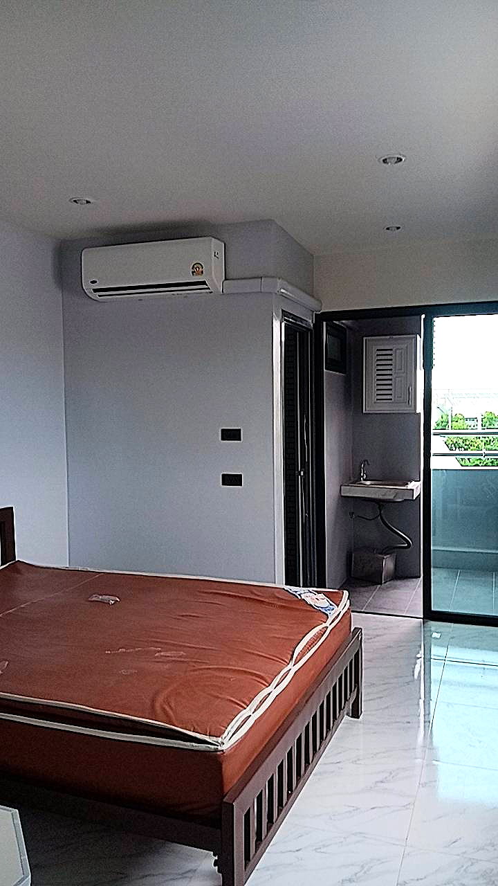 Pictures of AIA RESIDENCE 3/24