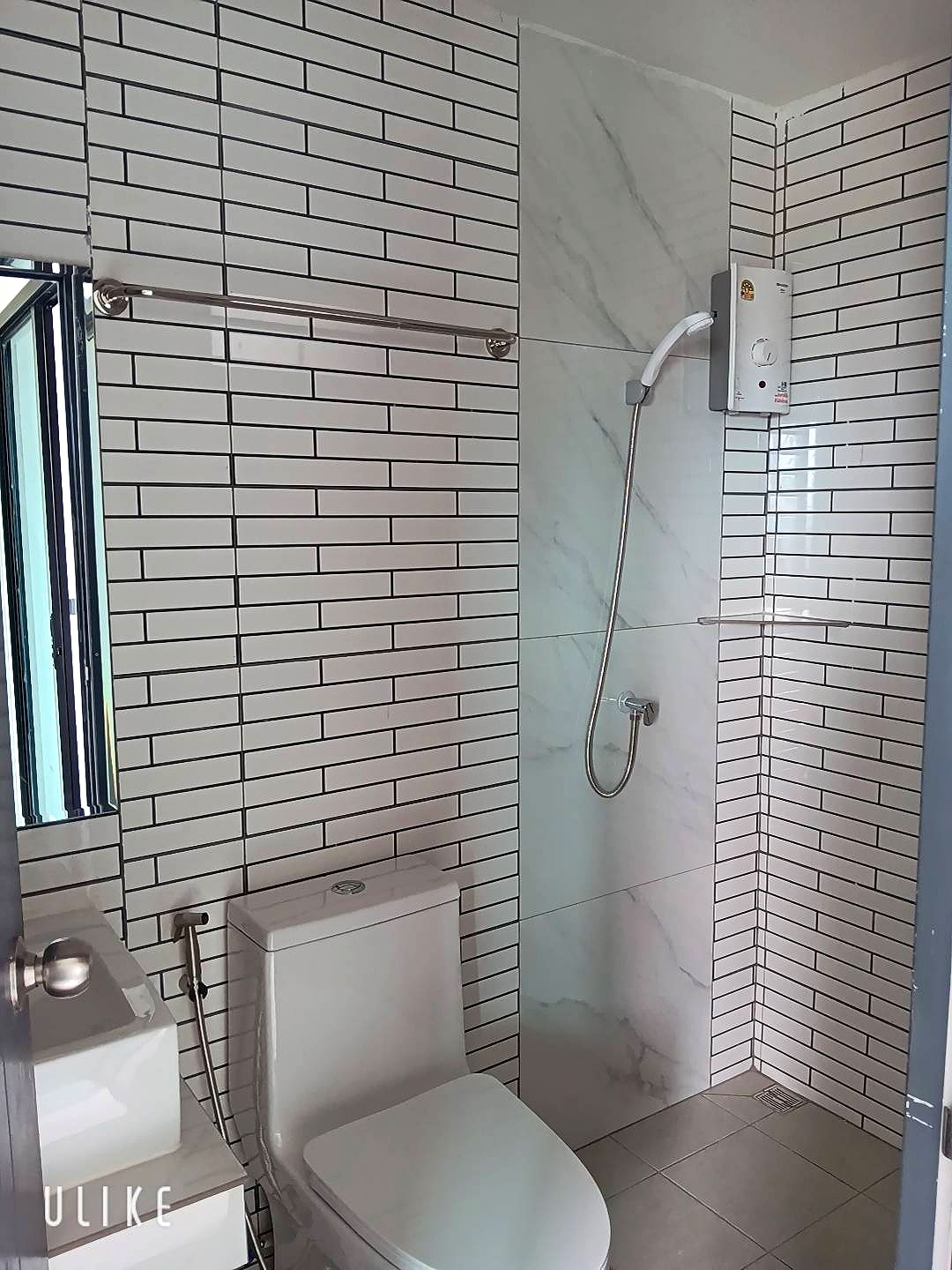 Pictures of AIA RESIDENCE 11/24