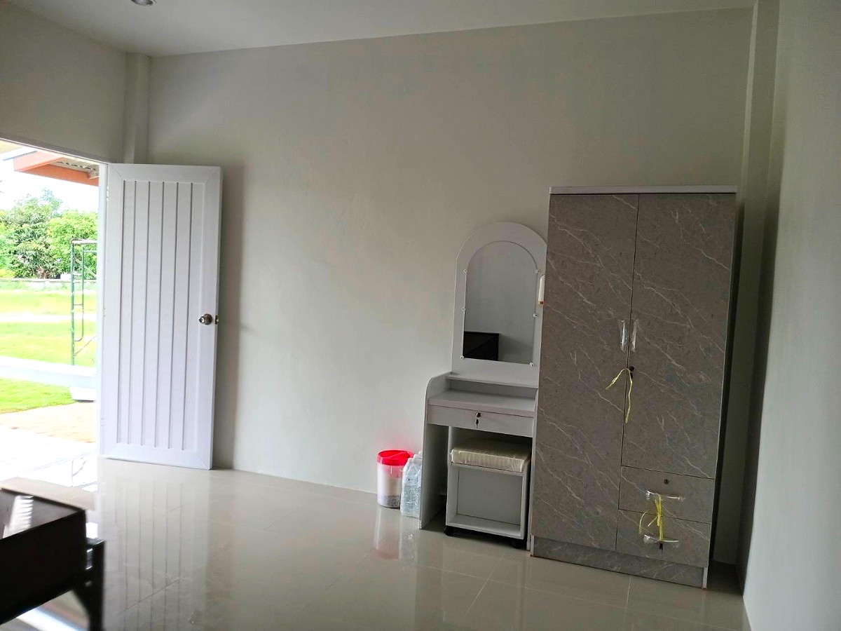 Pictures of Premvadee Apartment 16/23
